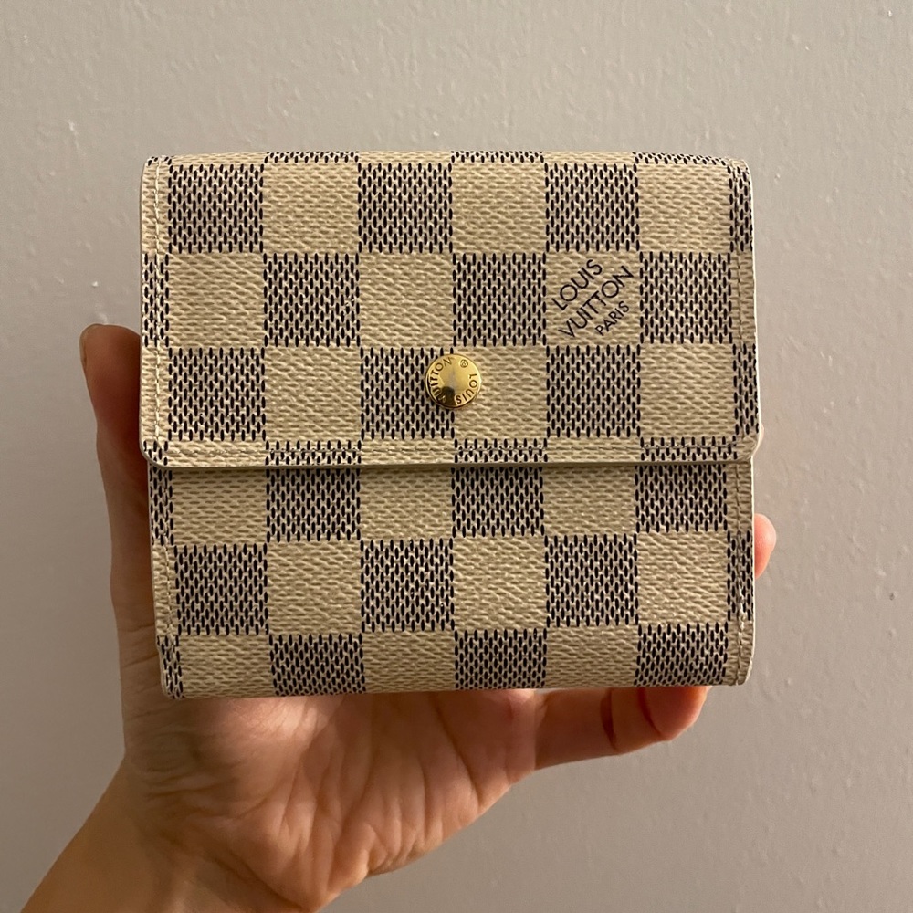 ❌SOLD❌Louis Vuitton Elise Wallet in Damier Azur - Picture 2 of 8